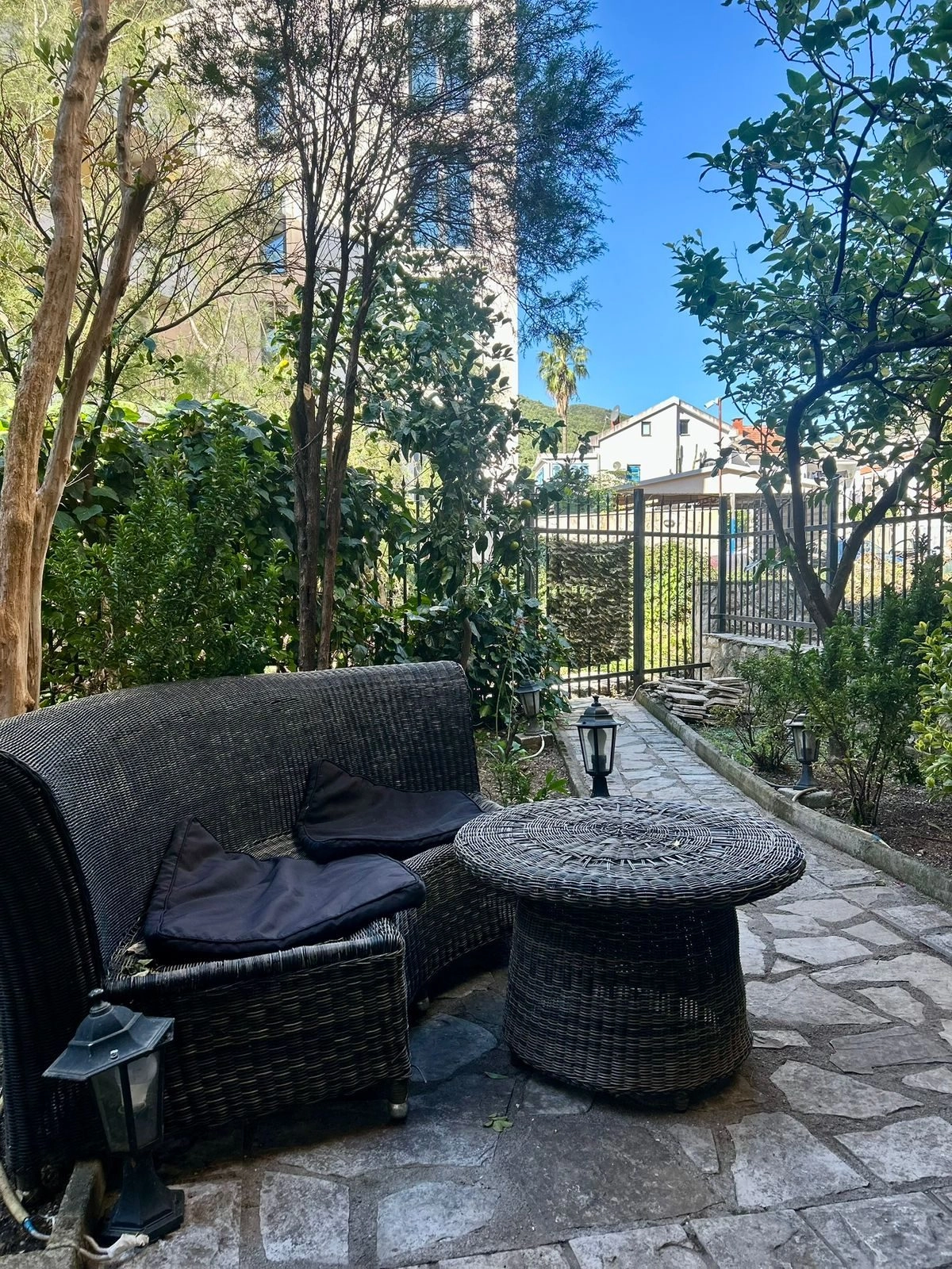 Jednosoban-stan-u-naselju-Velji-Vinogradi-Budva-3 Jednosoban stan 39 m² – Velji Vinogradi, Budva — fotografija 4