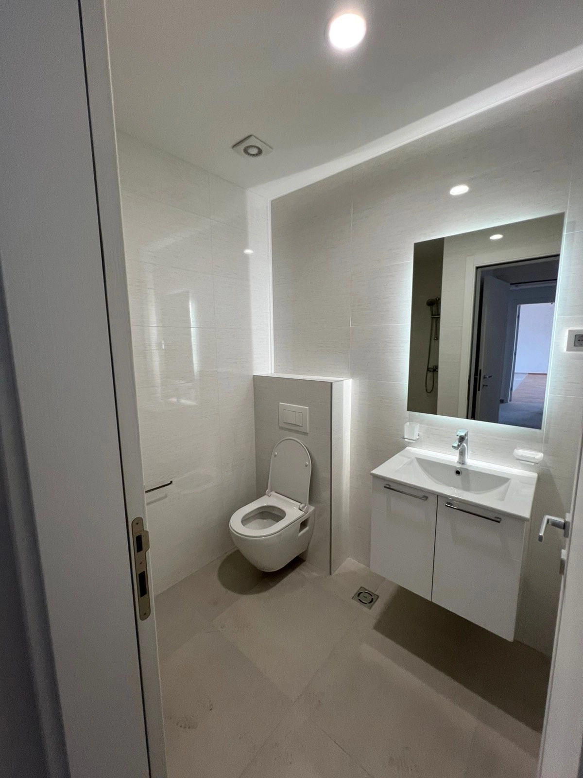 Trosoban-stan-Stari-aerodrom-Podgorica-1 Trosoban stan 104 m² – Stari aerodrom, Podgorica — fotografija 2
