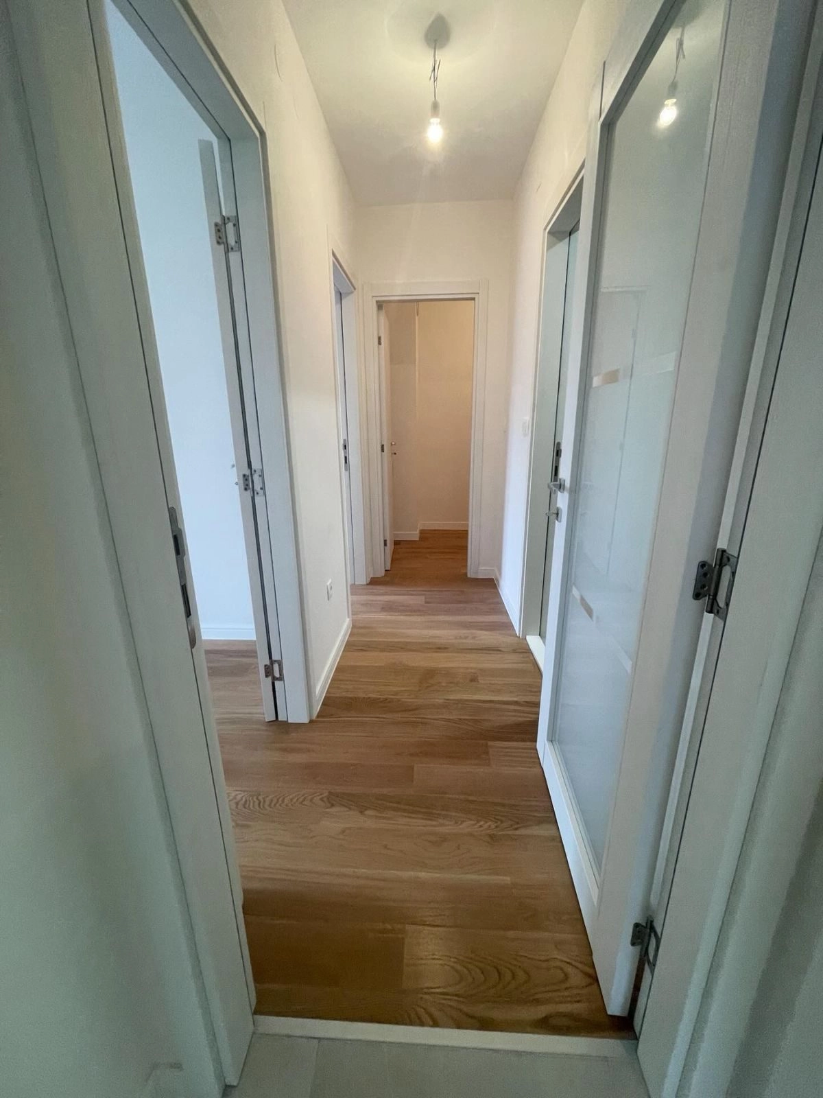 Trosoban-stan-u-Central-Pointu-Podgorica-4 Izdavanje: Trosoban stan 97 m² – Central Point, Podgorica — fotografija 5