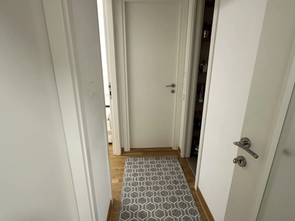 Dvosoban stan 64 m² – City kej, Podgorica — fotografija 7