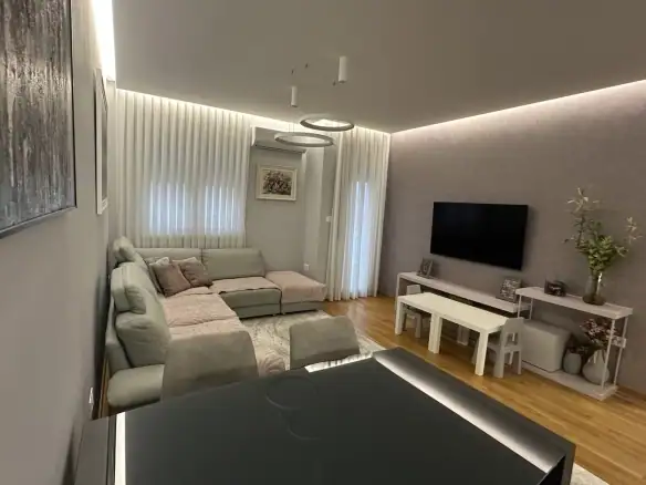Dvosoban stan 64 m² – City kej, Podgorica — fotografija 15