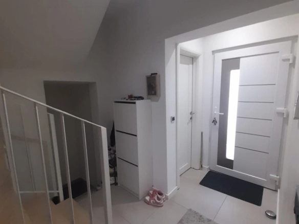 Kuća 147 m² – Stari aerodrom, Podgorica — fotografija 6
