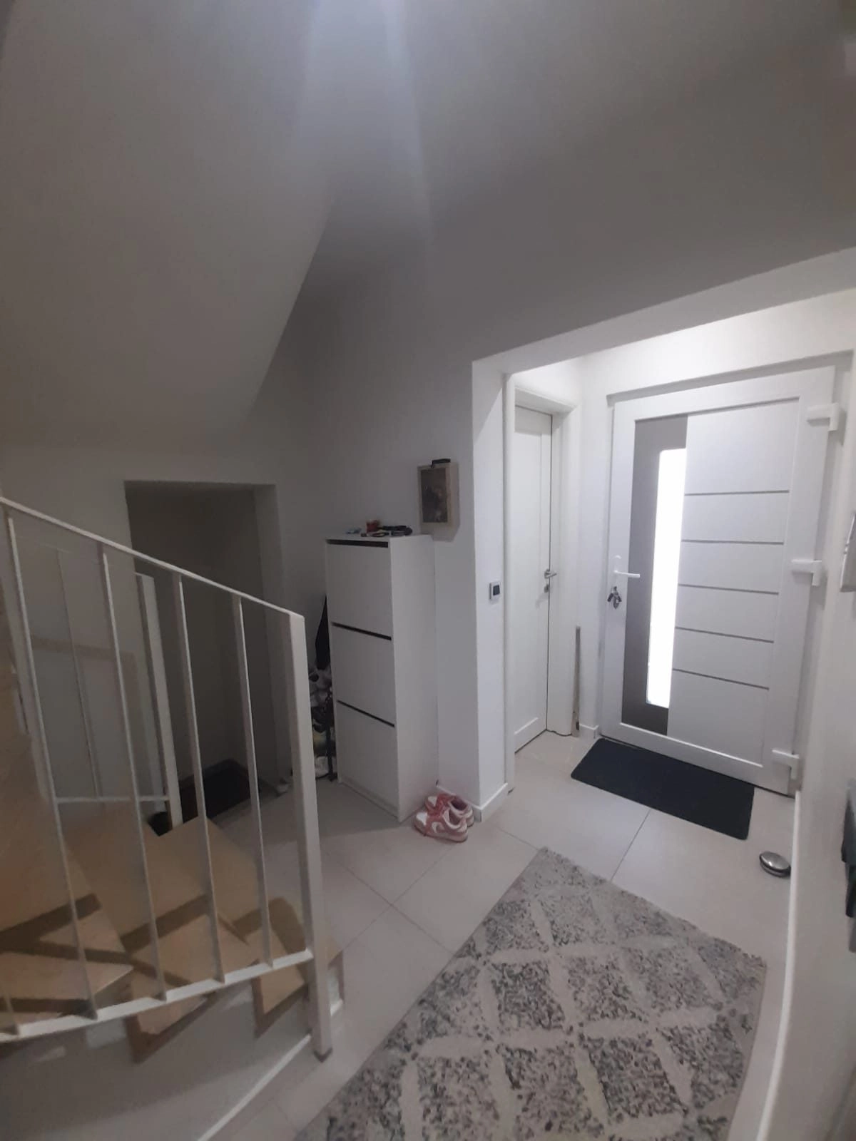 Kuca-sa-pametnim-sistemom-Stari-aerodrom-Podgorica-5 Kuća 147 m² – Stari aerodrom, Podgorica — fotografija 6