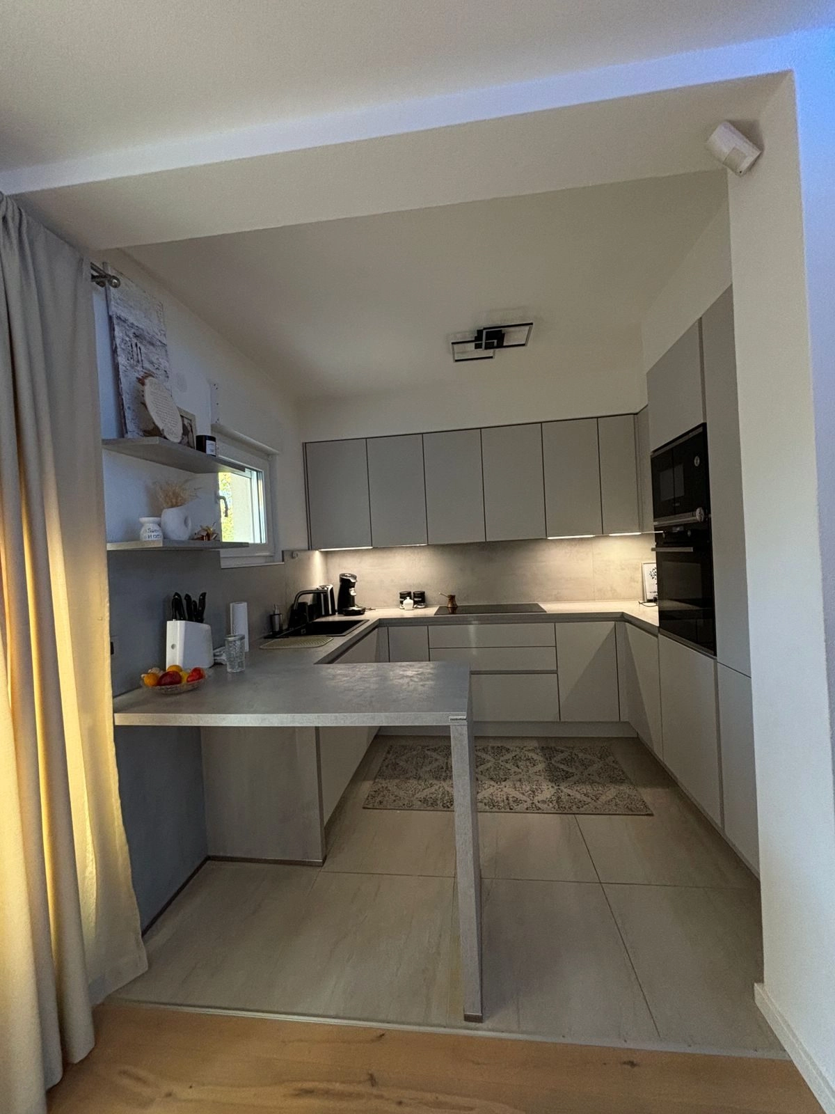 Kuca-sa-pametnim-sistemom-Stari-aerodrom-Podgorica-9 Kuća 147 m² – Stari aerodrom, Podgorica — fotografija 10