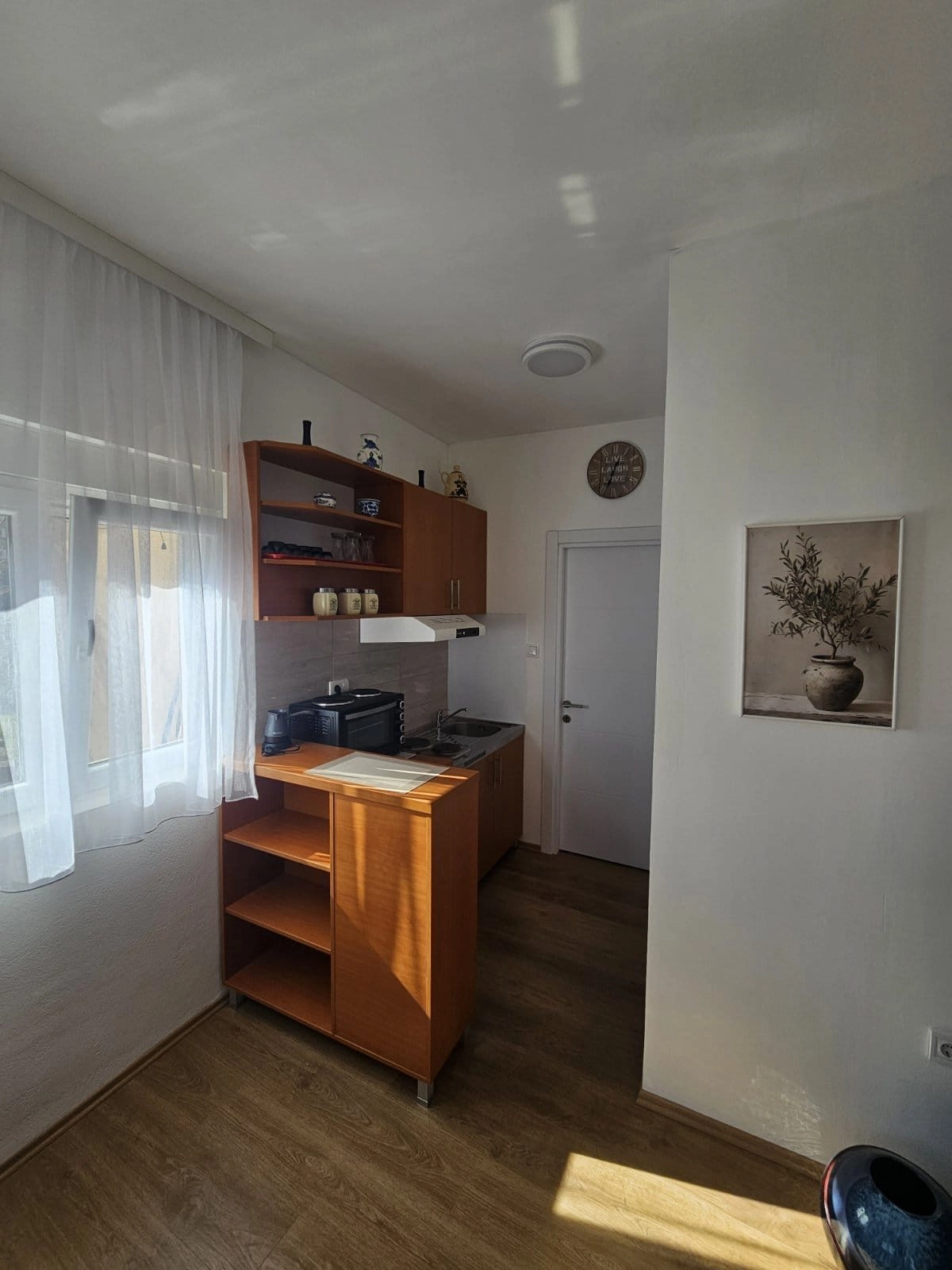 Jednosoban-stan-u-Zagoricu-Podgorica-4 Izdavanje: Jednosoban stan 38 m² – Zagorič, Podgorica — fotografija 5