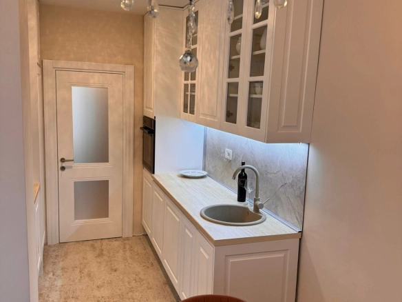 Izdavanje: Trosoban stan 95 m² – Preko Morače, Podgorica — fotografija 2