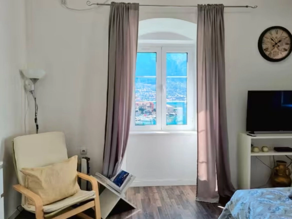 Jednosoban stan 42 m² – Stari Grad Kotor, Kotor — fotografija 4