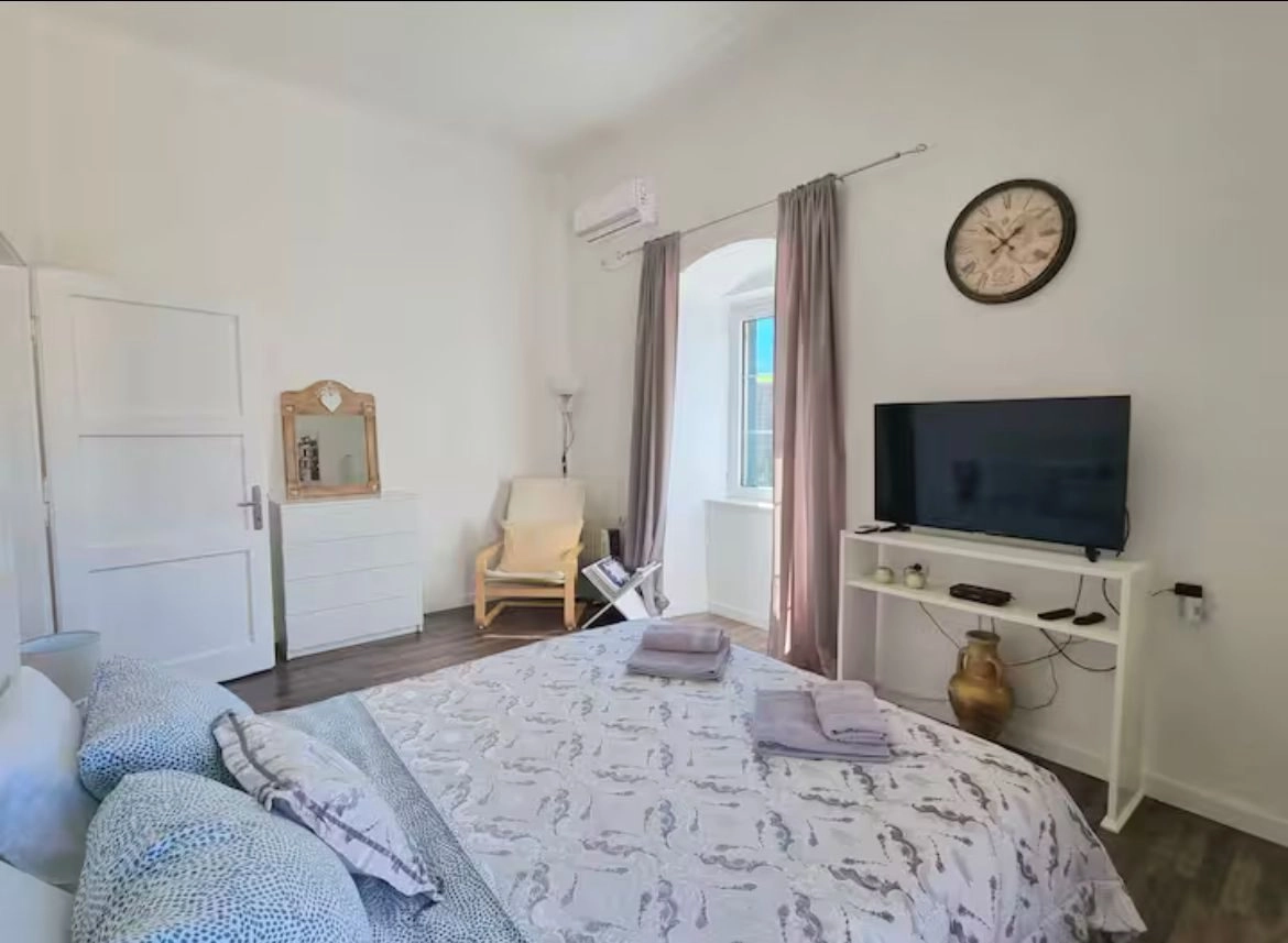 Jednosoban-stan-s-pogledom-na-more-Stari-Grad-Kotor-10 Jednosoban stan 42 m² – Stari Grad Kotor, Kotor — fotografija 11