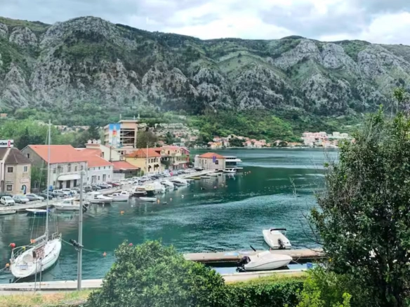 Jednosoban stan 42 m² – Stari Grad Kotor, Kotor — fotografija 14