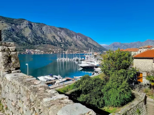 Jednosoban stan 42 m² – Stari Grad Kotor, Kotor — fotografija 15