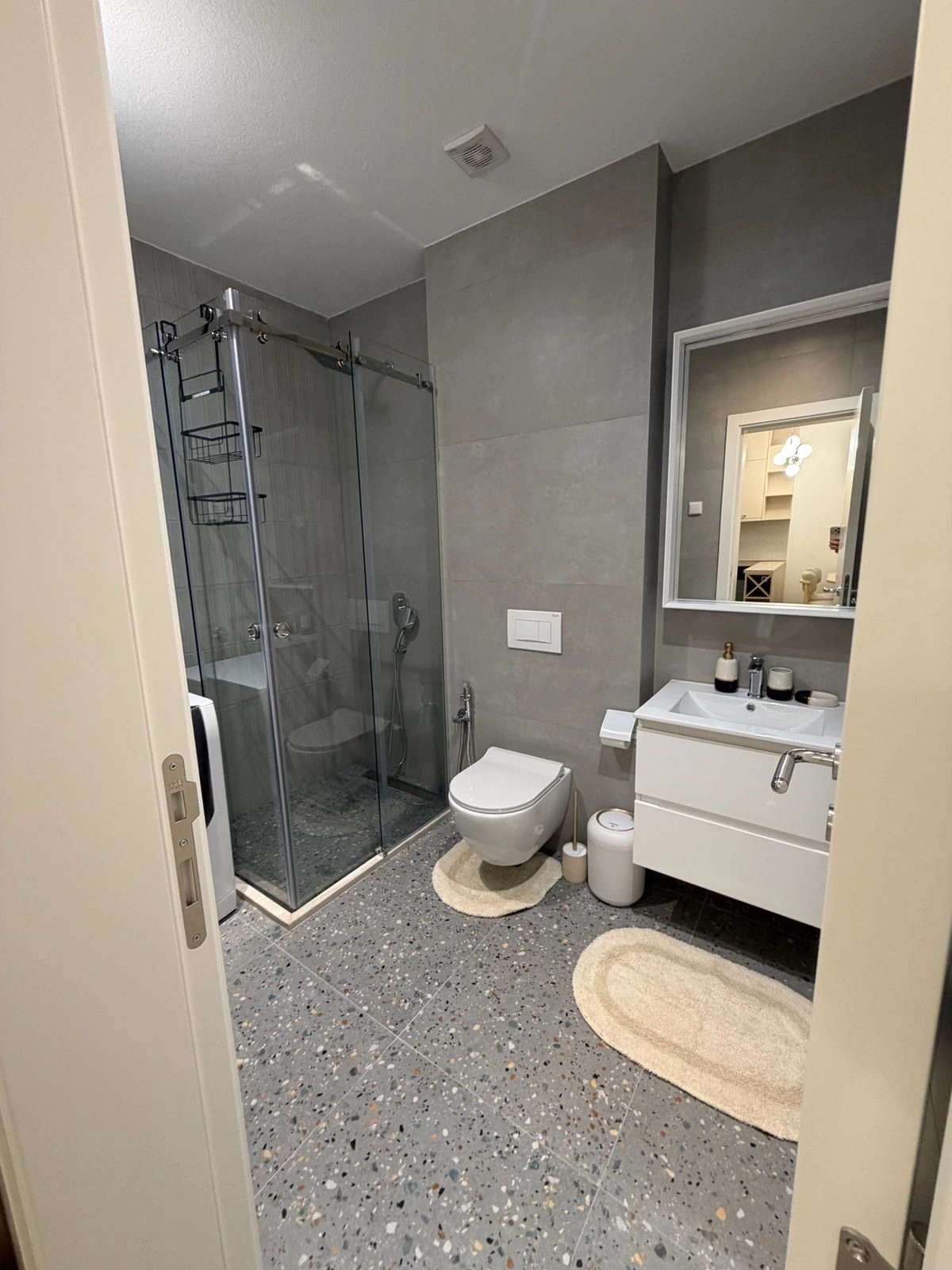 Jednosoban-stan-u-kompleksu-Cortex-Selo-Zabjelo-Podgorica-7 Izdavanje: Jednosoban stan 50 m² – Zabjelo, Podgorica — fotografija 8