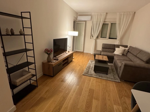Jednosoban stan u naselju Central Point, Podgorica — fotografija 3