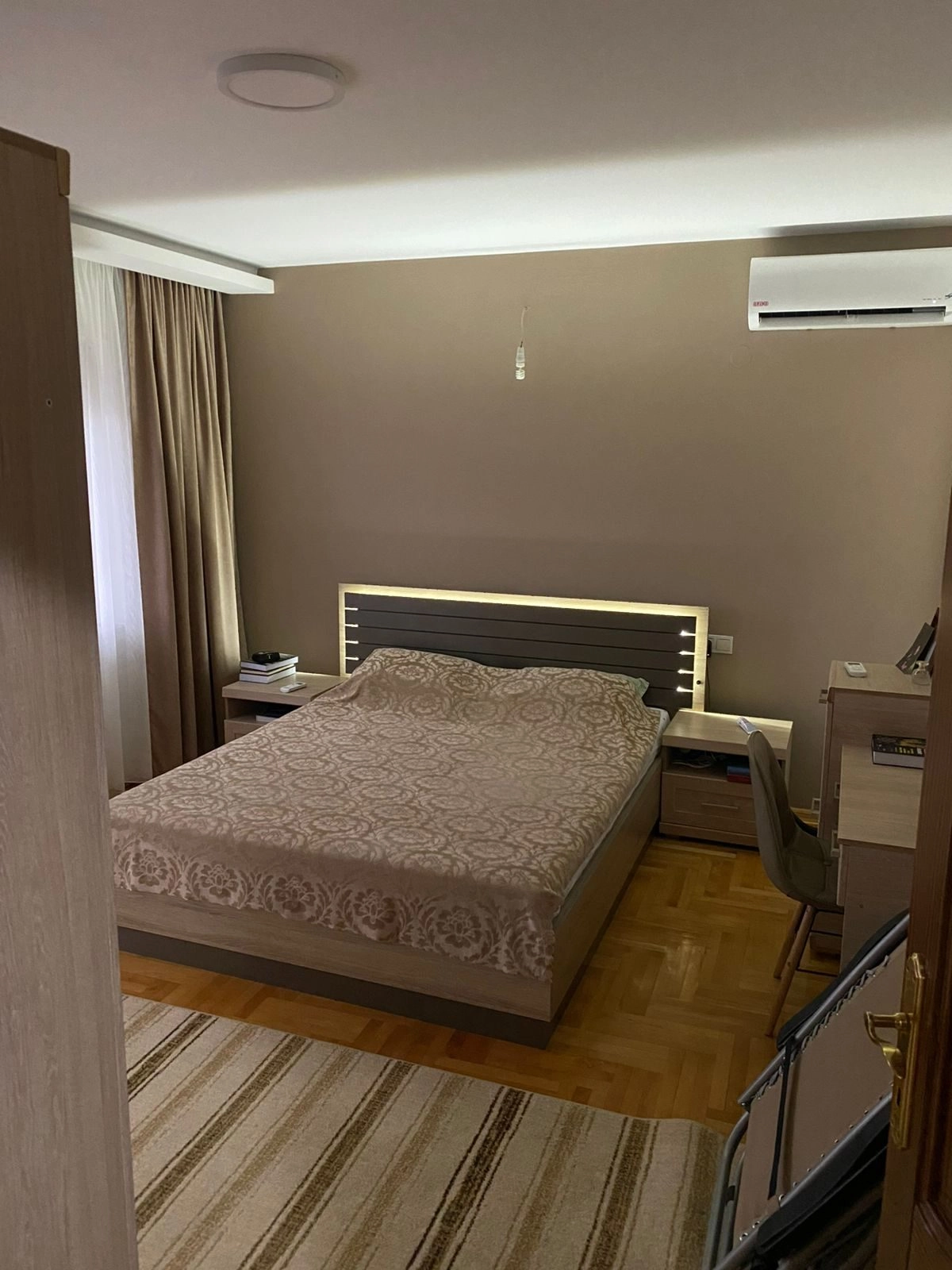 Namjestena-kuca-u-Karaburskom-Polju-Podgorica-5 Izdavanje: Kuća 250 m² – Tuzi, Podgorica — fotografija 6