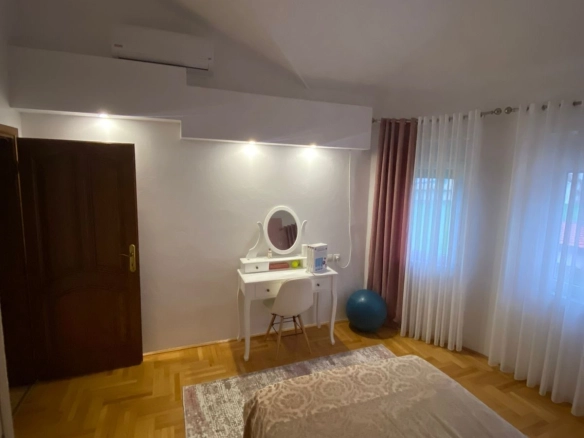 Izdavanje: Kuća 250 m² – Tuzi, Podgorica — fotografija 10