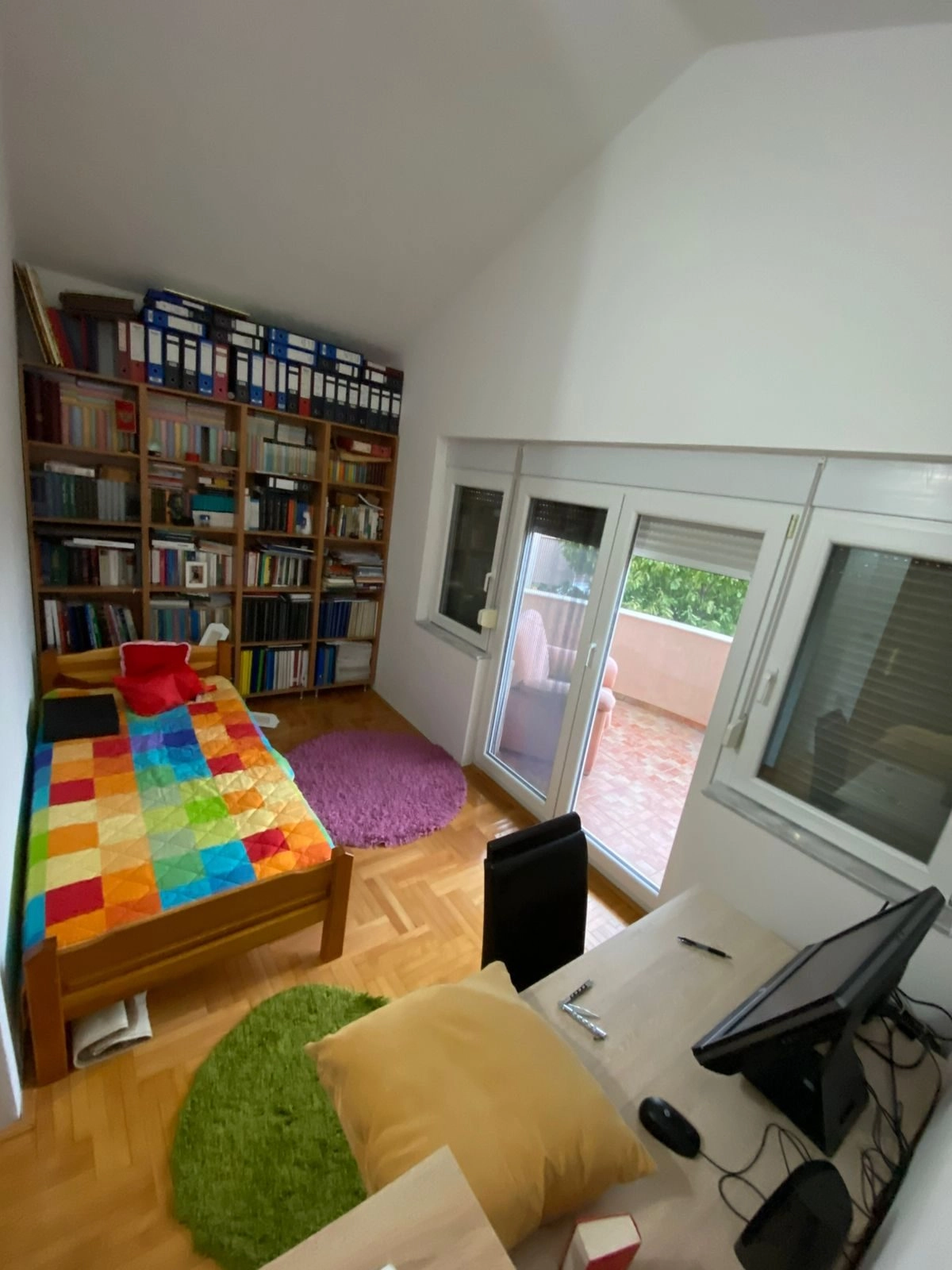 Namjestena-kuca-u-Karaburskom-Polju-Podgorica-12 Izdavanje: Kuća 250 m² – Tuzi, Podgorica — fotografija 13