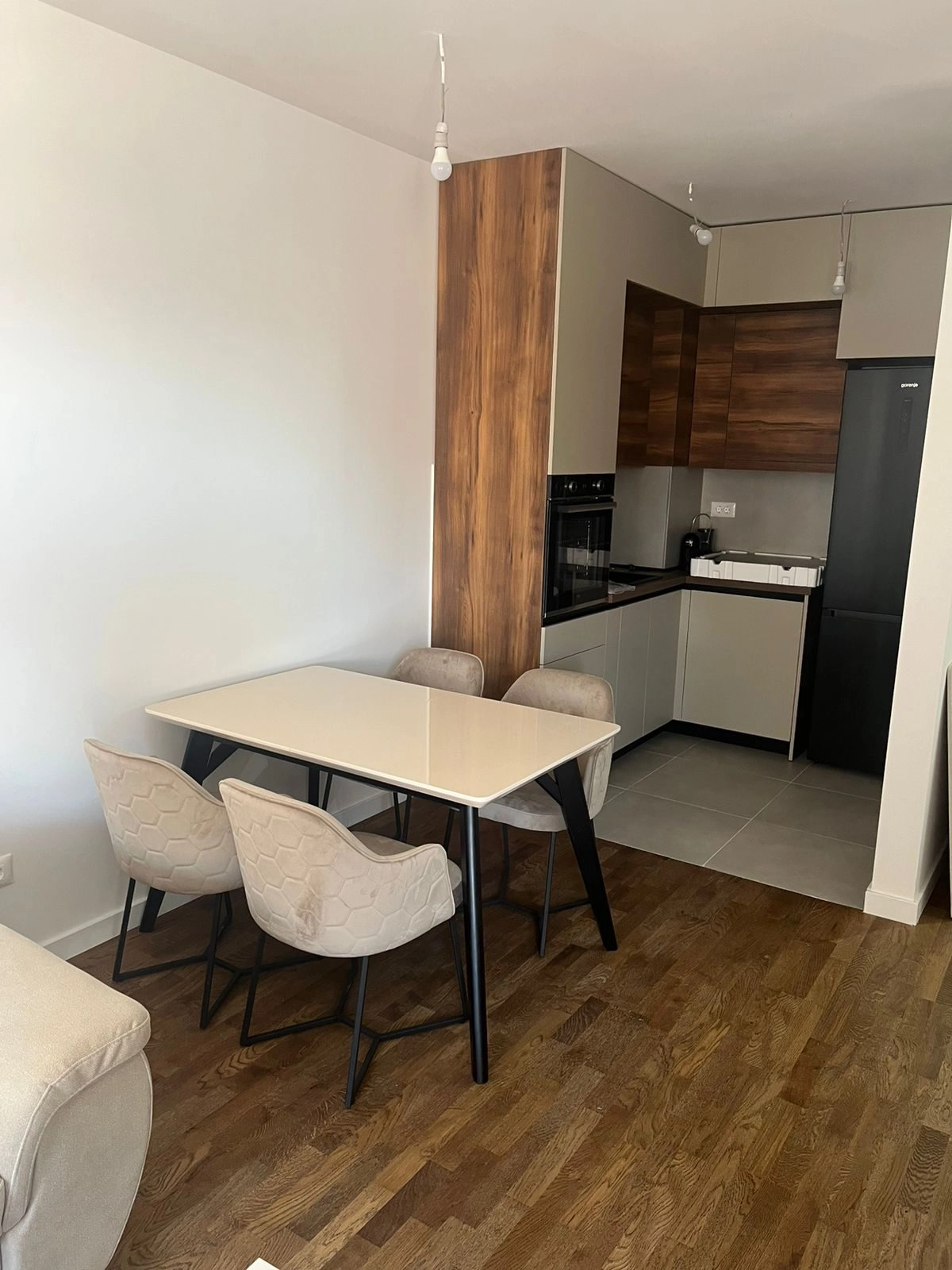 Jednosoban-stan-Stari-aerodrom-Podgorica-3 Izdavanje: Jednosoban stan 46 m² – Stari aerodrom, Podgorica — fotografija 4