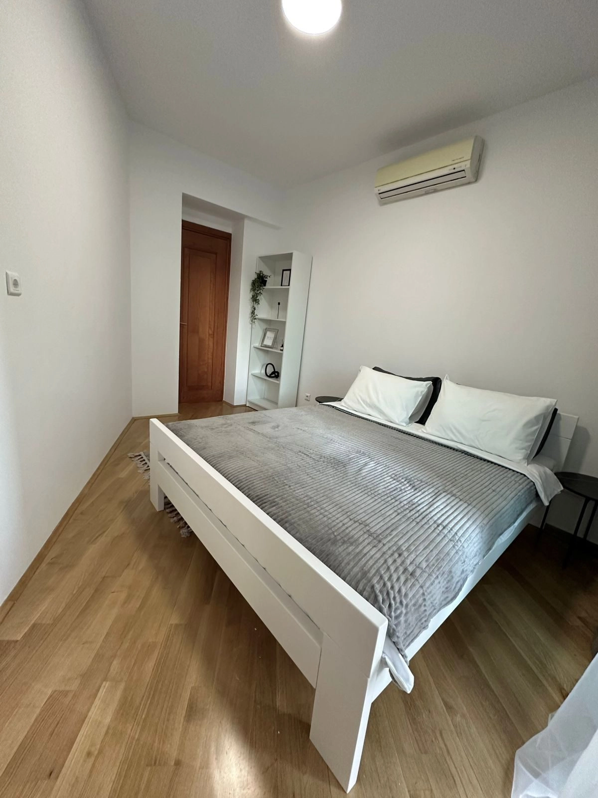 Jednosoban-stan-u-Centru-Podgorica-11 Izdavanje: Jednosoban stan 53 m² – Centar, Podgorica — fotografija 12