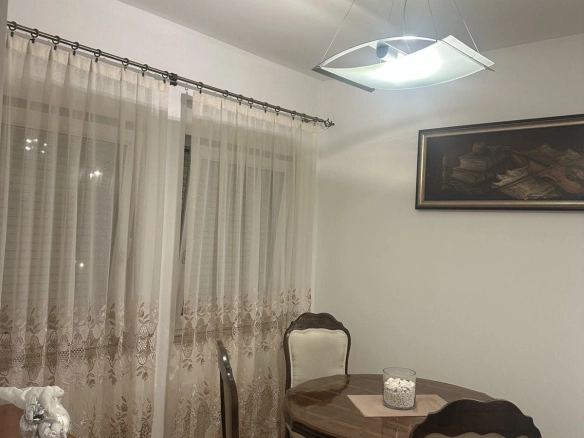 Namješten jednosoban stan, Preko Morače, Podgorica — fotografija 2