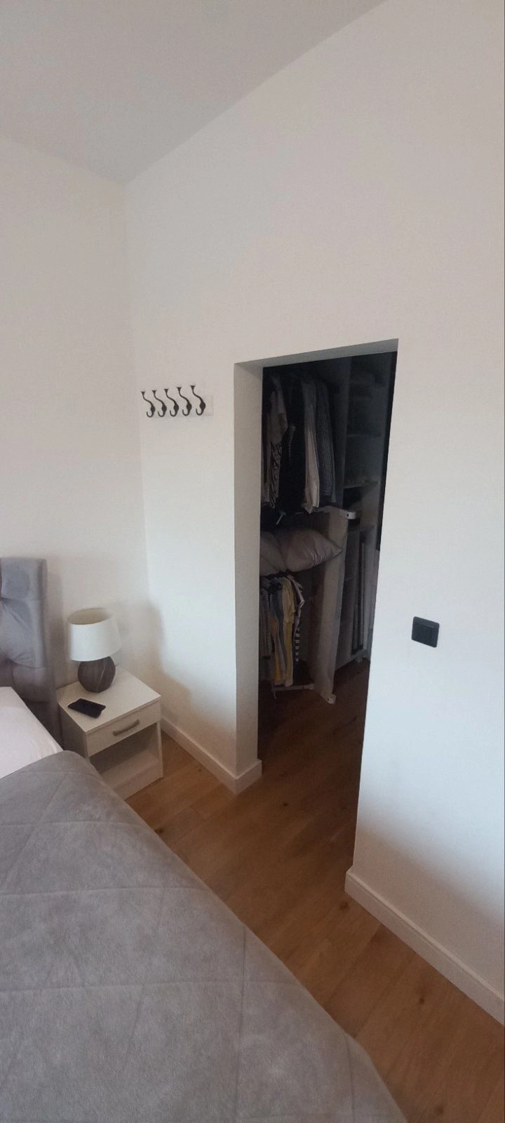 Namjestena-kuca-u-Gornjoj-Gorici-Podgorica-5 Izdavanje: Kuća 180 m² – Gornja Gorica, Podgorica — fotografija 6