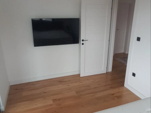 Izdavanje: Kuća 180 m² – Gornja Gorica, Podgorica — fotografija 7