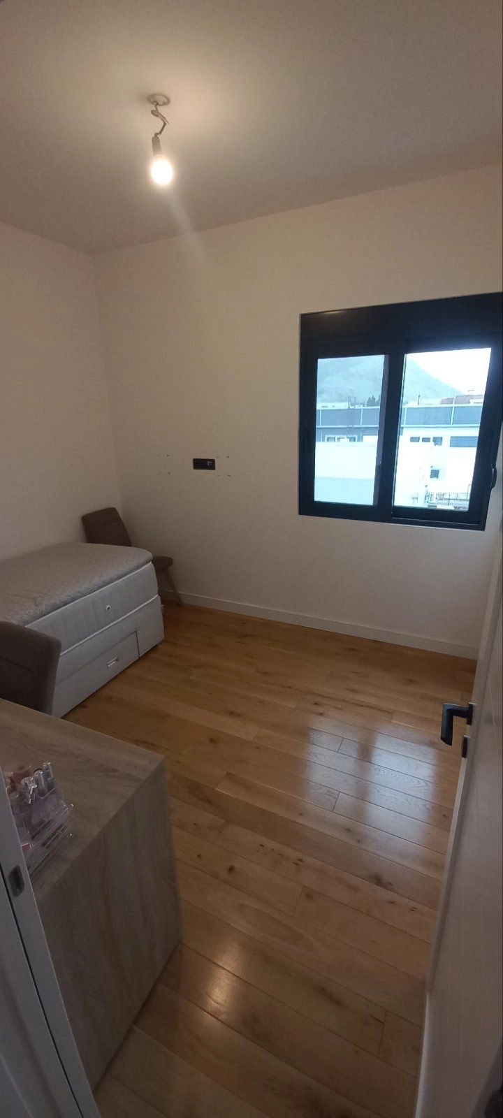 Namjestena-kuca-u-Gornjoj-Gorici-Podgorica-8 Izdavanje: Kuća 180 m² – Gornja Gorica, Podgorica — fotografija 9