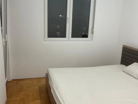 Namješten jednosoban stan, Tuški put, Podgorica — fotografija 2