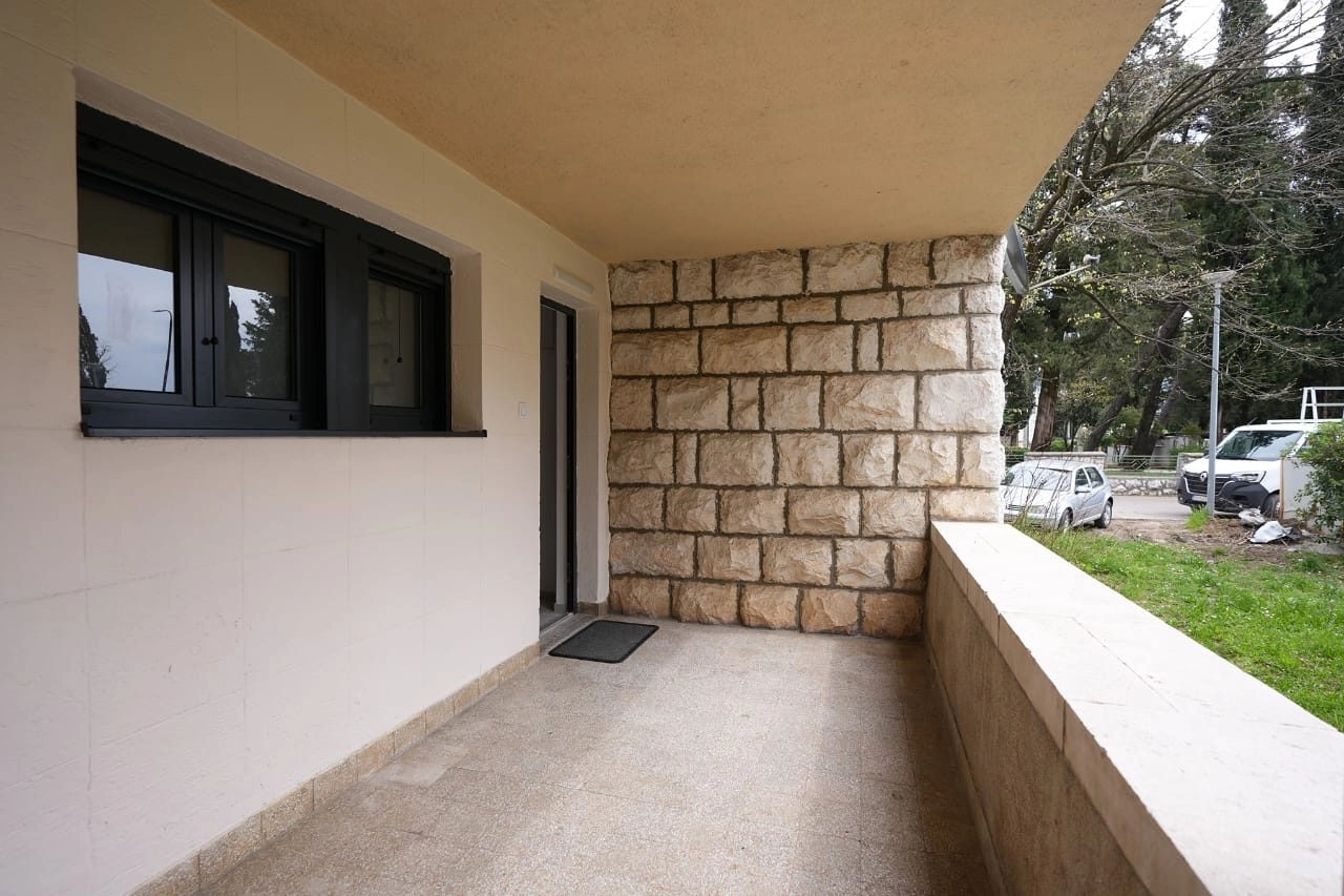 Poslovni-prostor-za-izdavanje-Pod-Goricom-Podgorica Poslovni prostor 95 m² za izdavanje