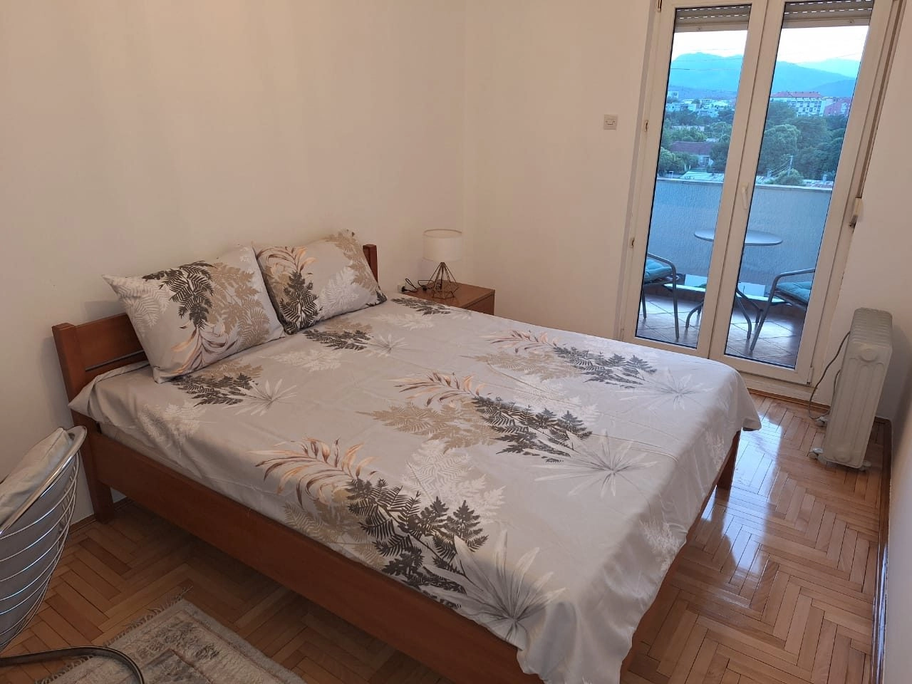 Dvosoban-namjesten-stan-Pobrezje-Podgorica-8 Namješten dvosoban stan u Pobrežju, Podgorica — fotografija 9
