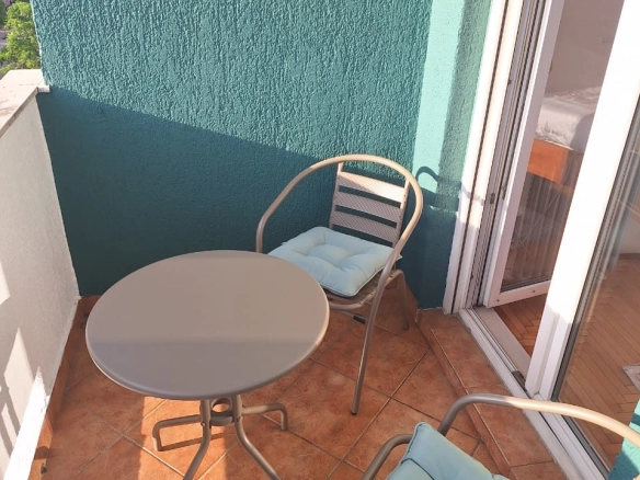 Namješten dvosoban stan u Pobrežju, Podgorica — fotografija 12