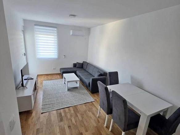 Jednosoban stan 43 m² u Zagoriču