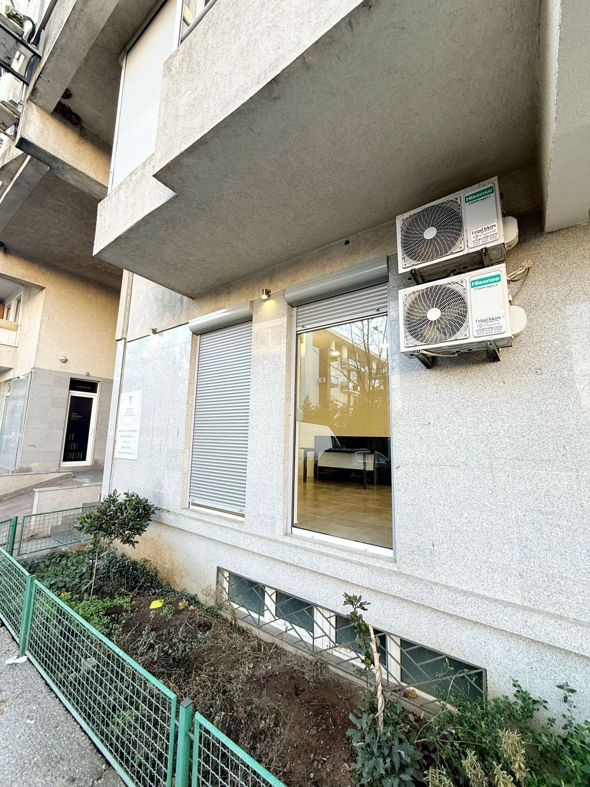 Poslovni-prostor-u-Bloku-9-Dalmatinska-Podgorica-1 Izdavanje: Poslovni prostor 56 m² – Blok 6, Podgorica — fotografija 2