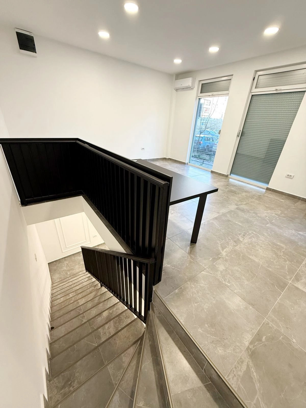 Poslovni-prostor-u-Bloku-9-Dalmatinska-Podgorica-5 Izdavanje: Poslovni prostor 56 m² – Blok 6, Podgorica — fotografija 6