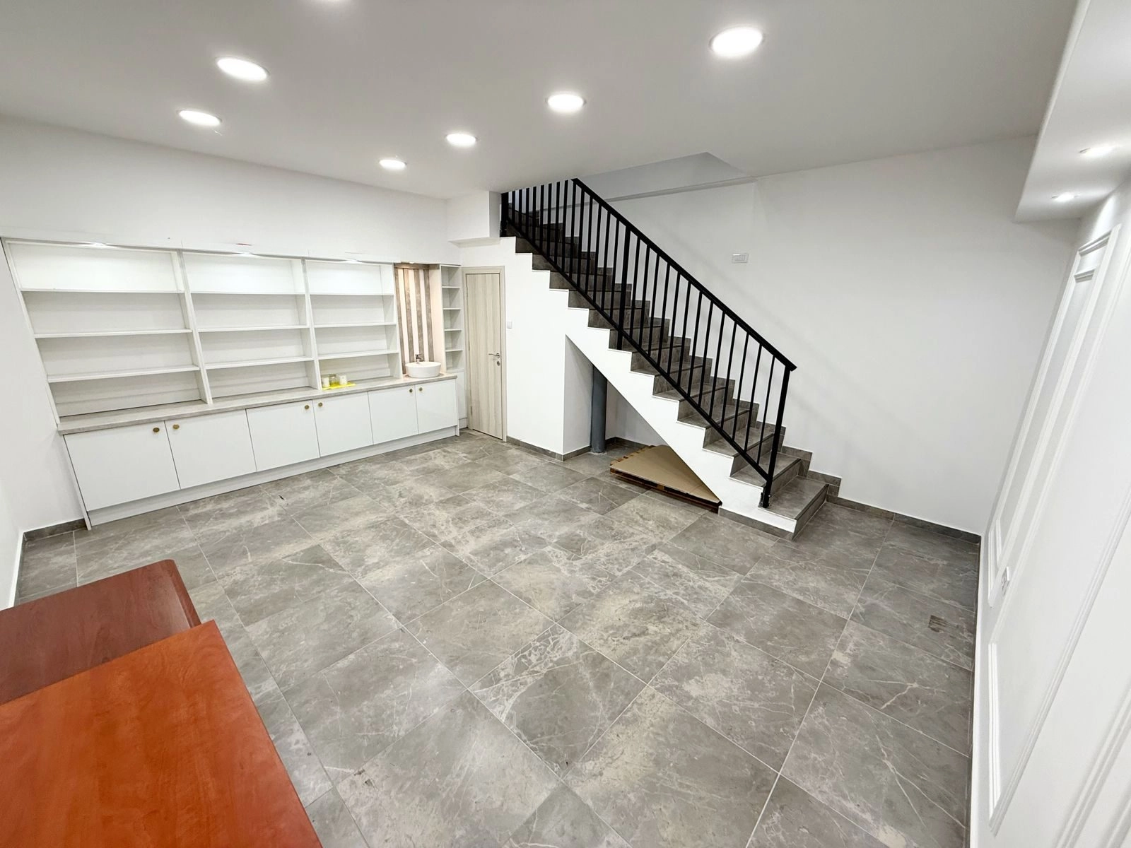 Poslovni-prostor-u-Bloku-9-Dalmatinska-Podgorica-7 Izdavanje: Poslovni prostor 56 m² – Blok 6, Podgorica — fotografija 8