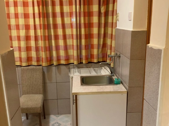 Namještena garsonjera u Centru, Podgorica — fotografija 5