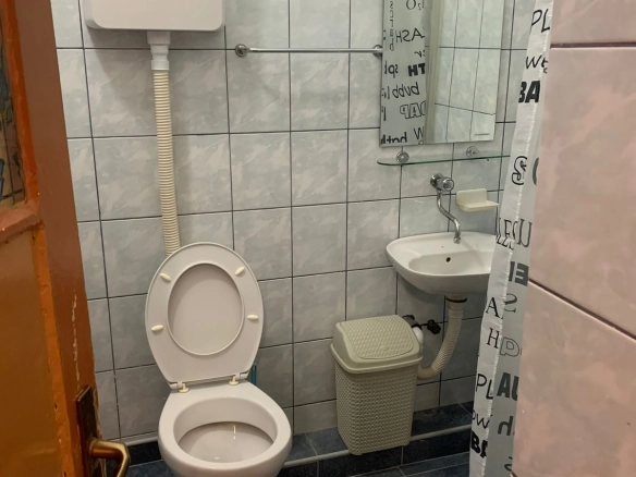 Namještena garsonjera u Centru, Podgorica — fotografija 6
