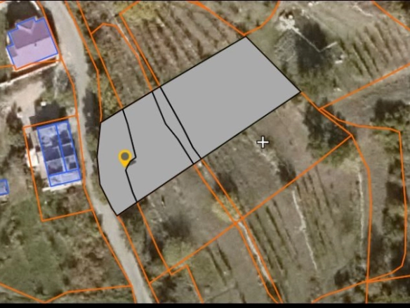 Plac 1272 m² u naselju Doljani