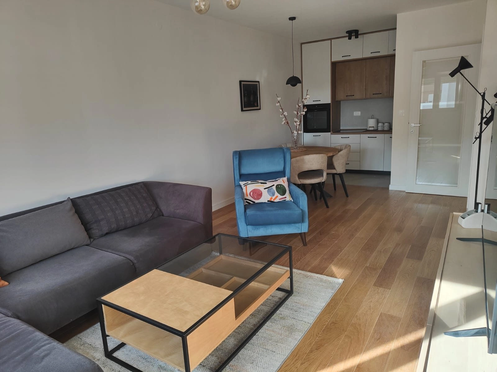 Jednosoban-stan-u-naselju-Central-Point-Podgorica-3 Izdavanje: Jednosoban stan 50 m² – Central Point, Podgorica — fotografija 4