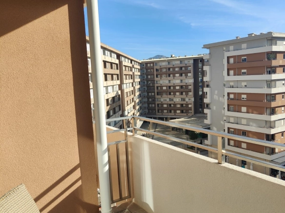 Izdavanje: Jednosoban stan 50 m² – Central Point, Podgorica — fotografija 8