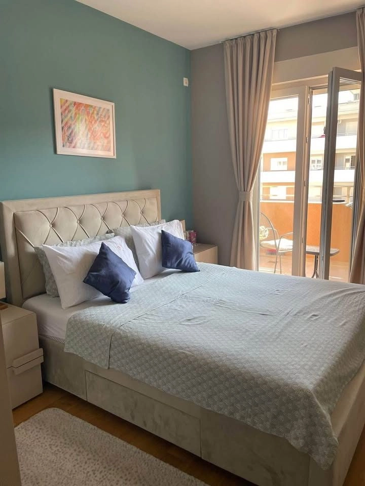 Jednosoban-stan-u-naselju-Central-Point-Podgorica-7 Izdavanje: Jednosoban stan 50 m² – Central Point, Podgorica — fotografija 8
