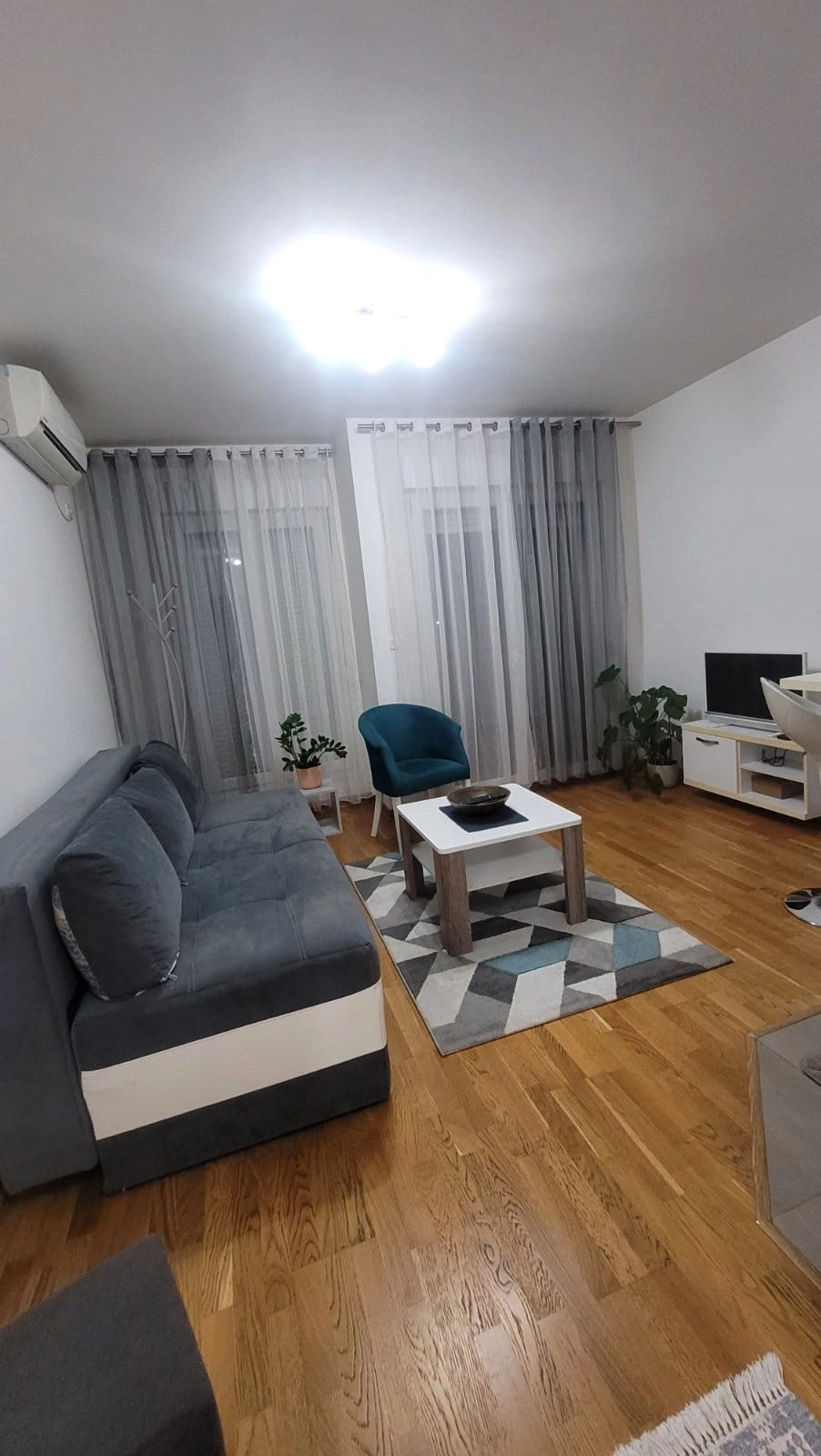Garsonjera-26-m²-u-City-kvartu-Podgorica-4 Izdavanje: Garsonjera 26 m² – City kvart, Podgorica — fotografija 5