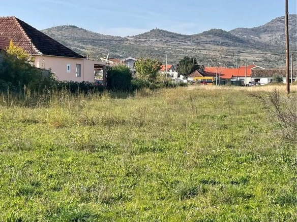 Plac 1.832 m² – Farmaci, Podgorica — fotografija 3