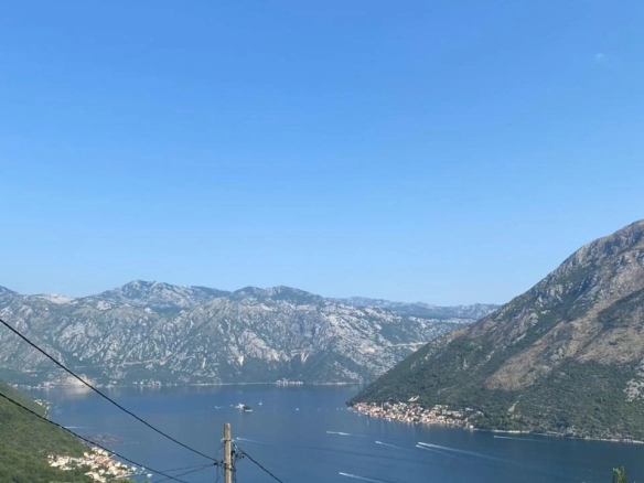 Kamena kuća u Stolivu