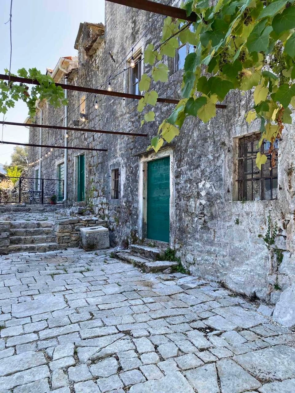 Kamena-kuca-u-Stolivu-Kotor-5 Kuća 180 m² – Stoliv, Kotor — fotografija 6