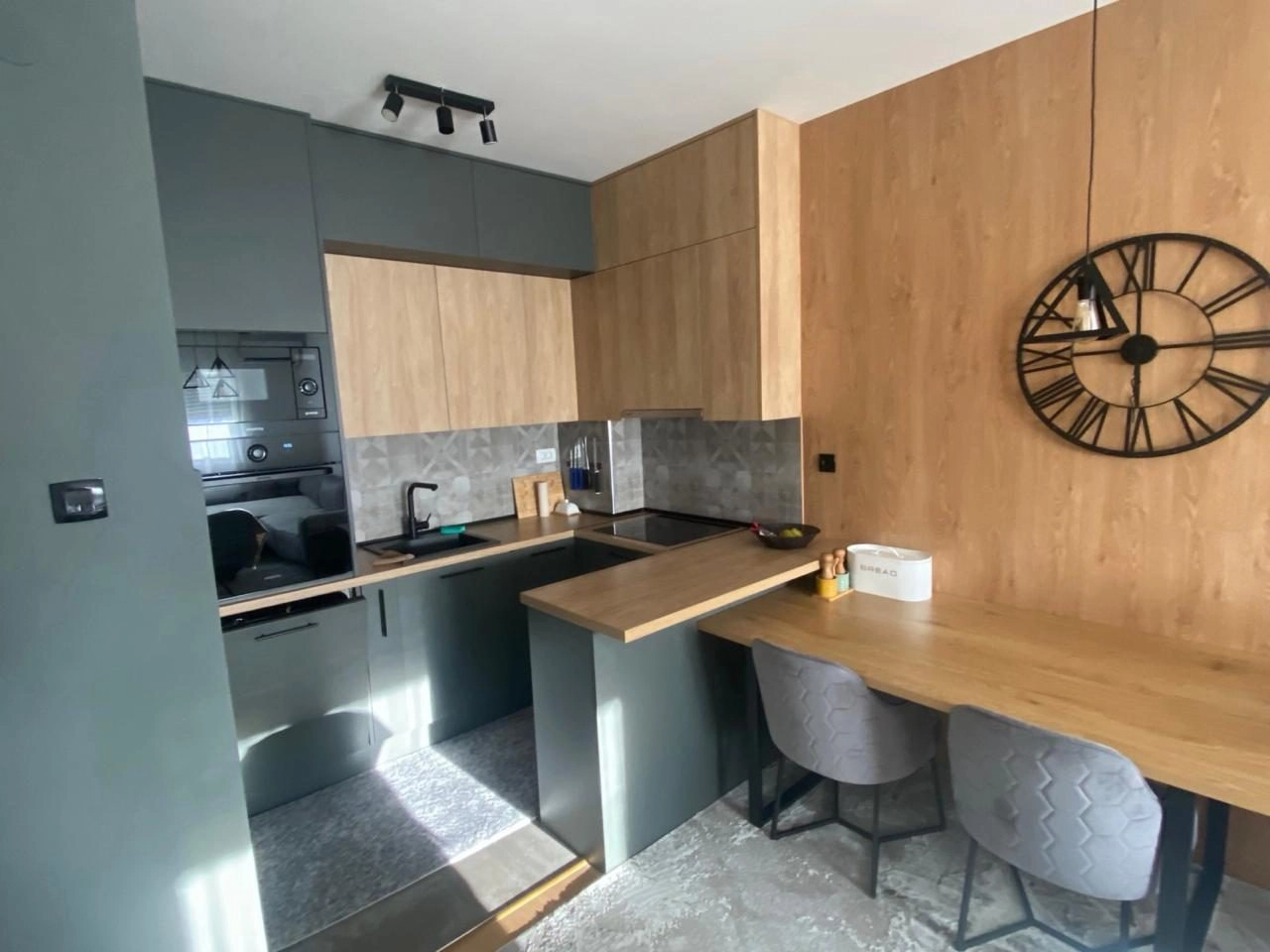 Namjesten-jednosoban-stan-43-m²-Pobrezje-Podgorica-5 Izdavanje: Jednosoban stan 43 m² – Pobrežje, Podgorica — fotografija 6