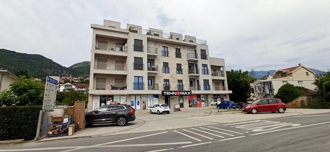 Namjestena-garsonjera-u-centru-Tivta-Mazina-4 Garsonjera 26 m² – Mažina, Tivat — fotografija 5