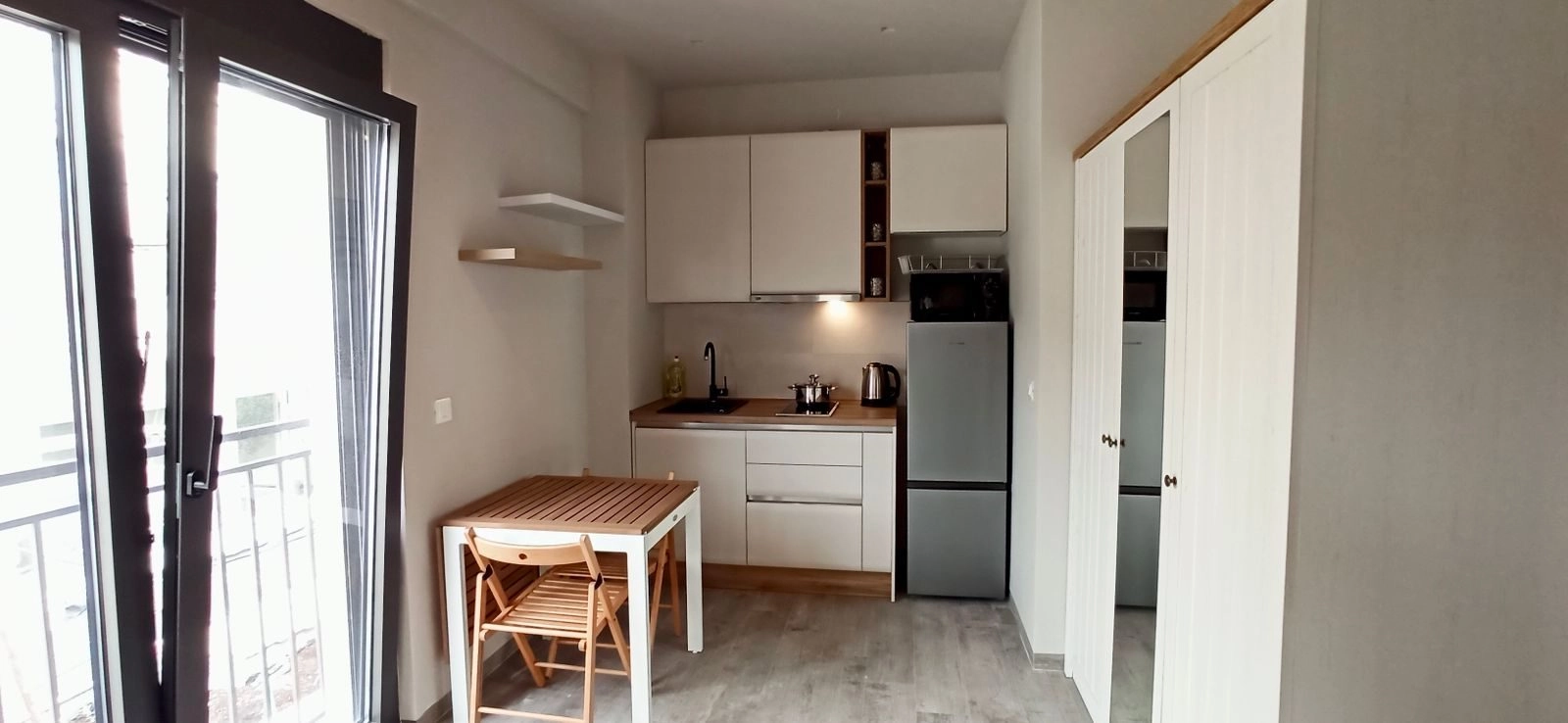 Namjestena-garsonjera-u-centru-Tivta-Mazina-8 Garsonjera 26 m² – Mažina, Tivat — fotografija 9