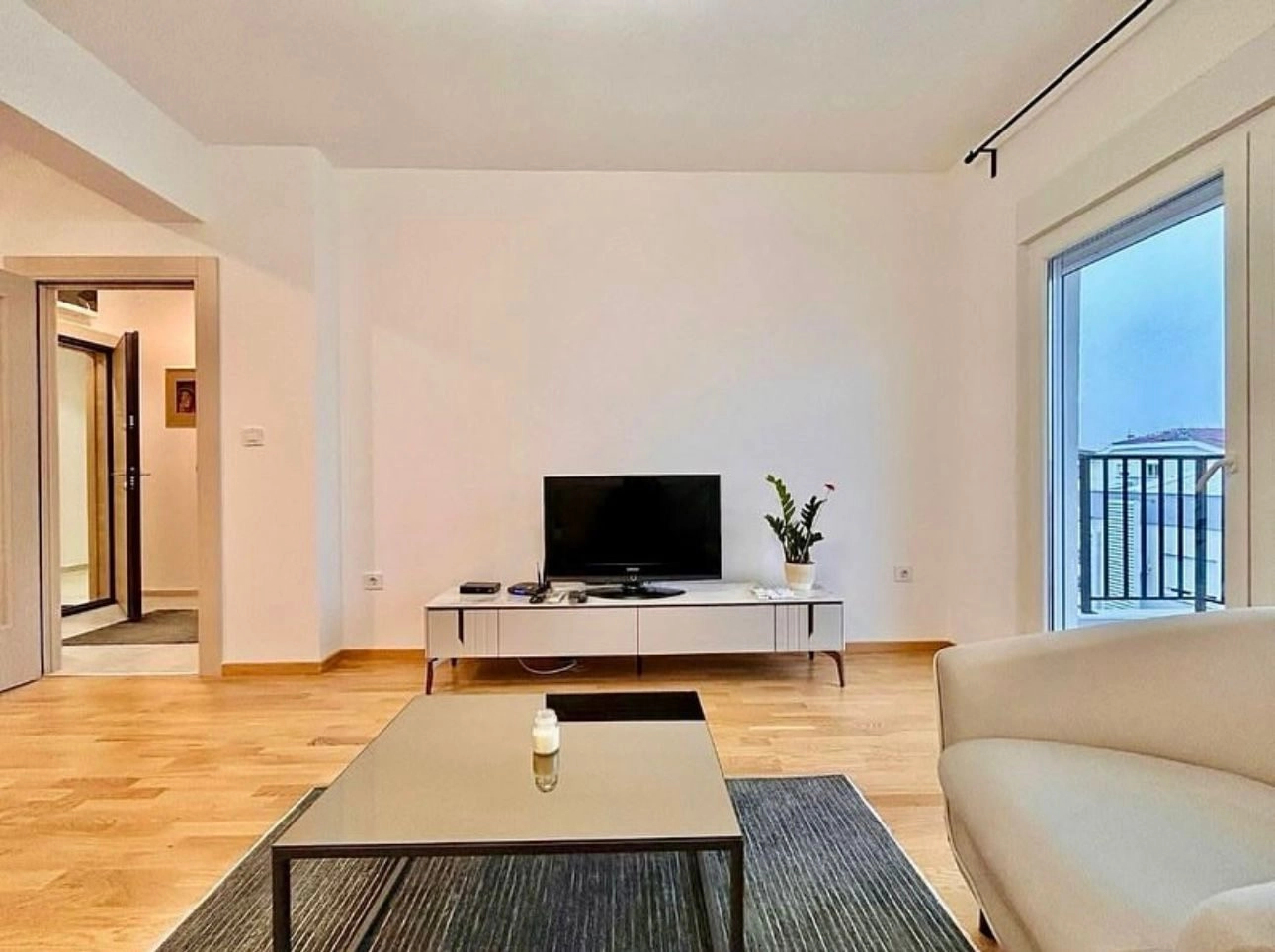 Izdavanje: Jednosoban stan 492 m² – Stara Varoš, Podgorica — fotografija 8