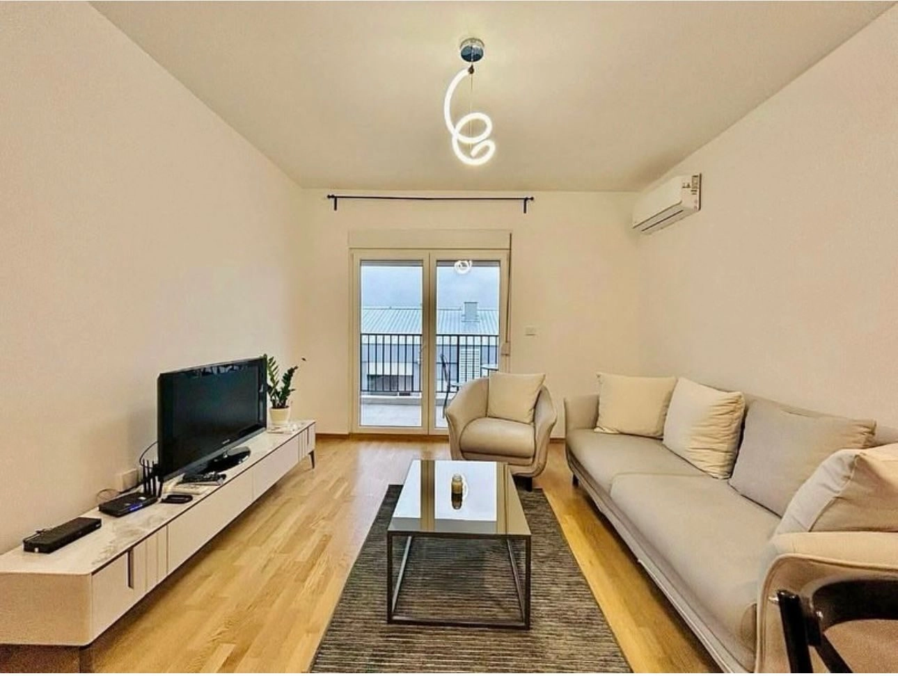 Izdavanje: Jednosoban stan 492 m² – Stara Varoš, Podgorica — fotografija 9