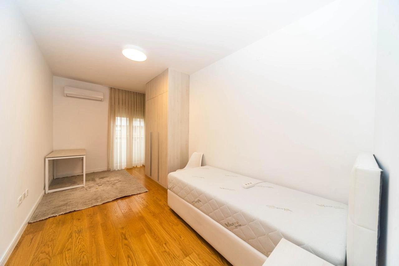 Jednosoban-stan-u-naselju-Central-Point-Podgorica-10 Namješten jednosoban stan, Central Point, Podgorica — fotografija 11