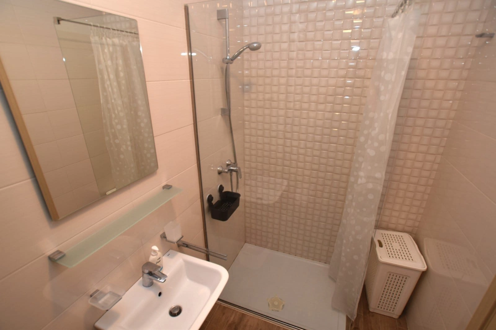Jednosoban-stan-u-City-kvartu-Podgorica-5 Izdavanje: Jednosoban stan 46 m² – City kvart, Podgorica — fotografija 6